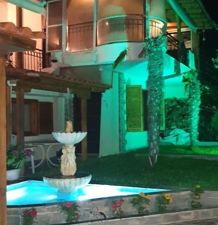 Privilege Suites Nea Kallikrateia Exterior photo
